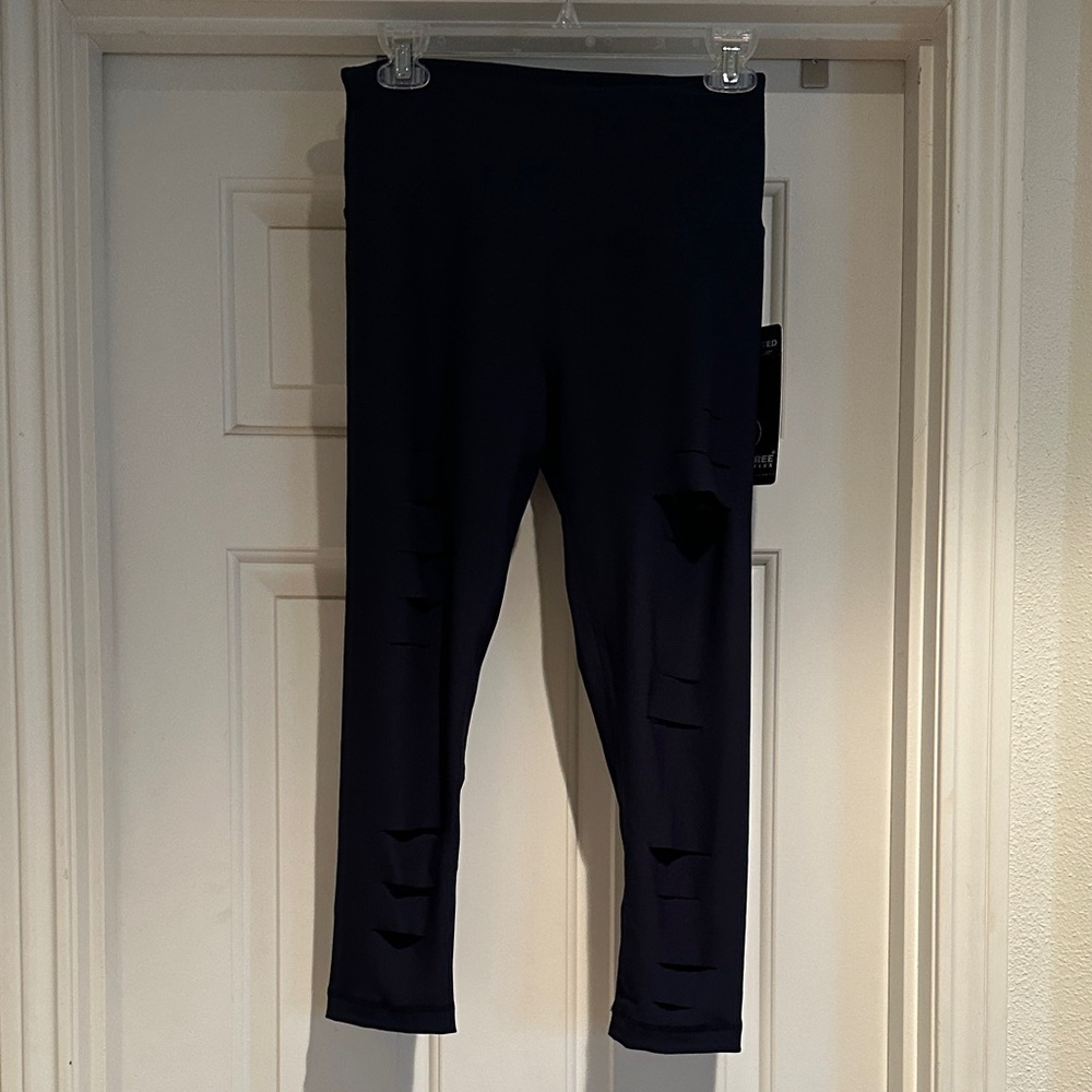 90 Degree By Reflex Kids Dark Blue Leggings cropped size M NWT